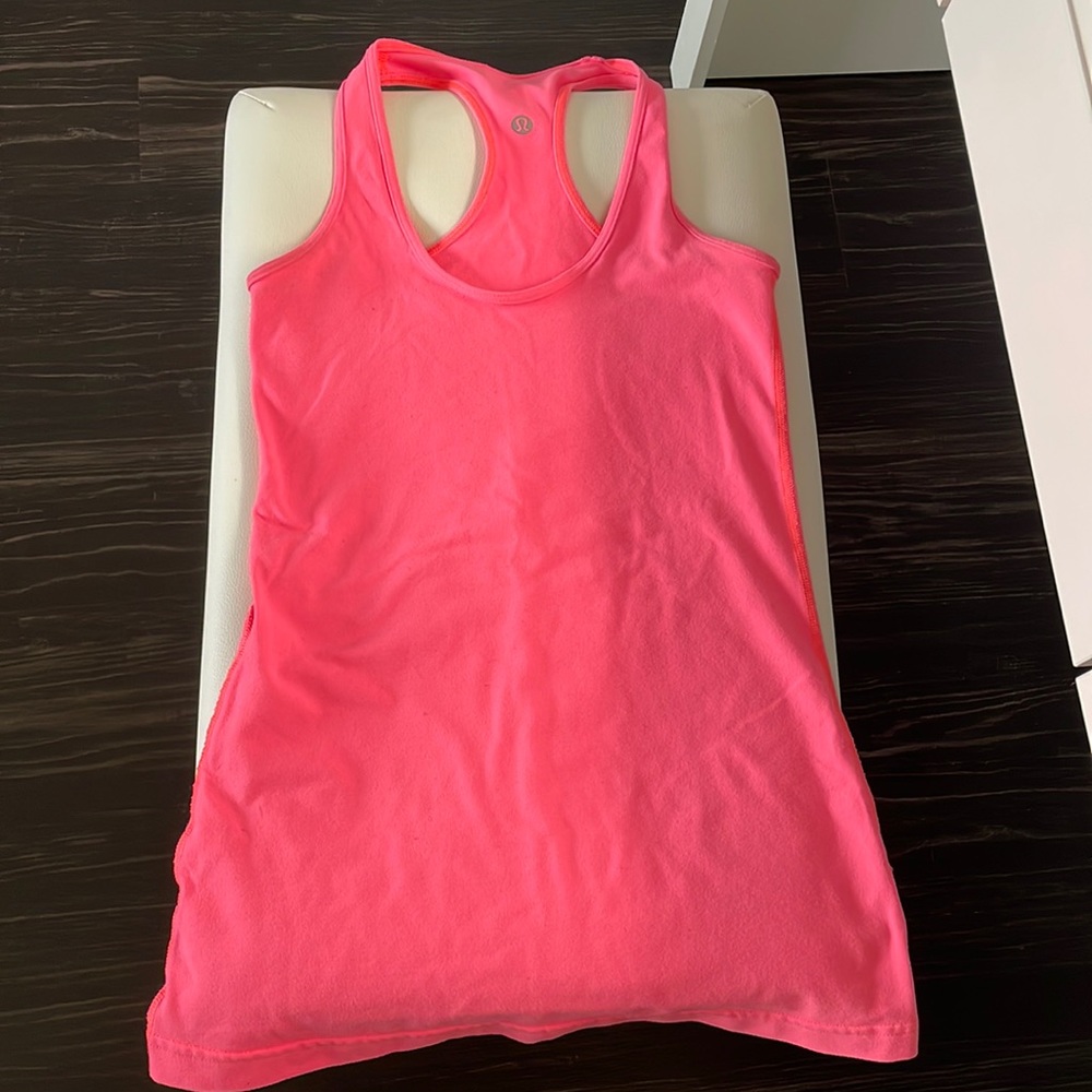 Lululemon tank top